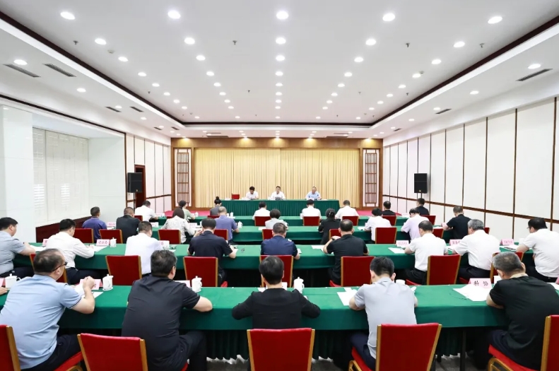 我市召開2024年食品安全委員會全體會議，深化監管與服務創新